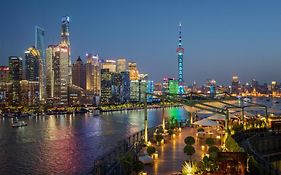 Banyantree Shanghai On The Bund - Tales Rooftop Bar Boasts A Jaw-Dropping Panoramic Vista